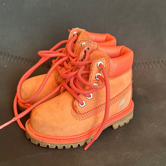 Toddler light red timberland boots size 6 - Picture 1 of 4